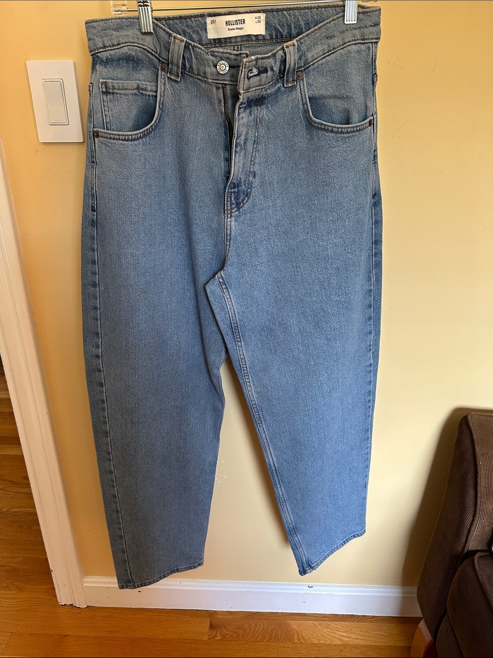 Hollister Men's Skater BaggyLight Wash Jeans - Blue